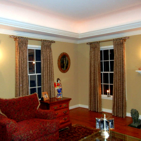 What is Affordable Elegance for Windows Near Annapolis, Maryland (MD) like Custom Drapery in Living Rooms